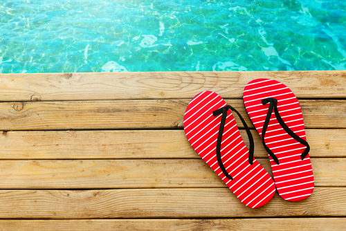 6 Design Tips for Your Above Ground Pool Deck You Will Love