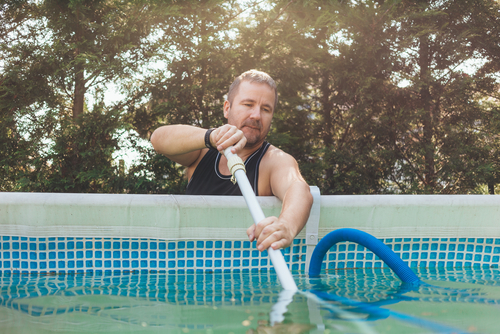 Choosing the Best Pool Vacuum: Inground and Above Ground Cleaners